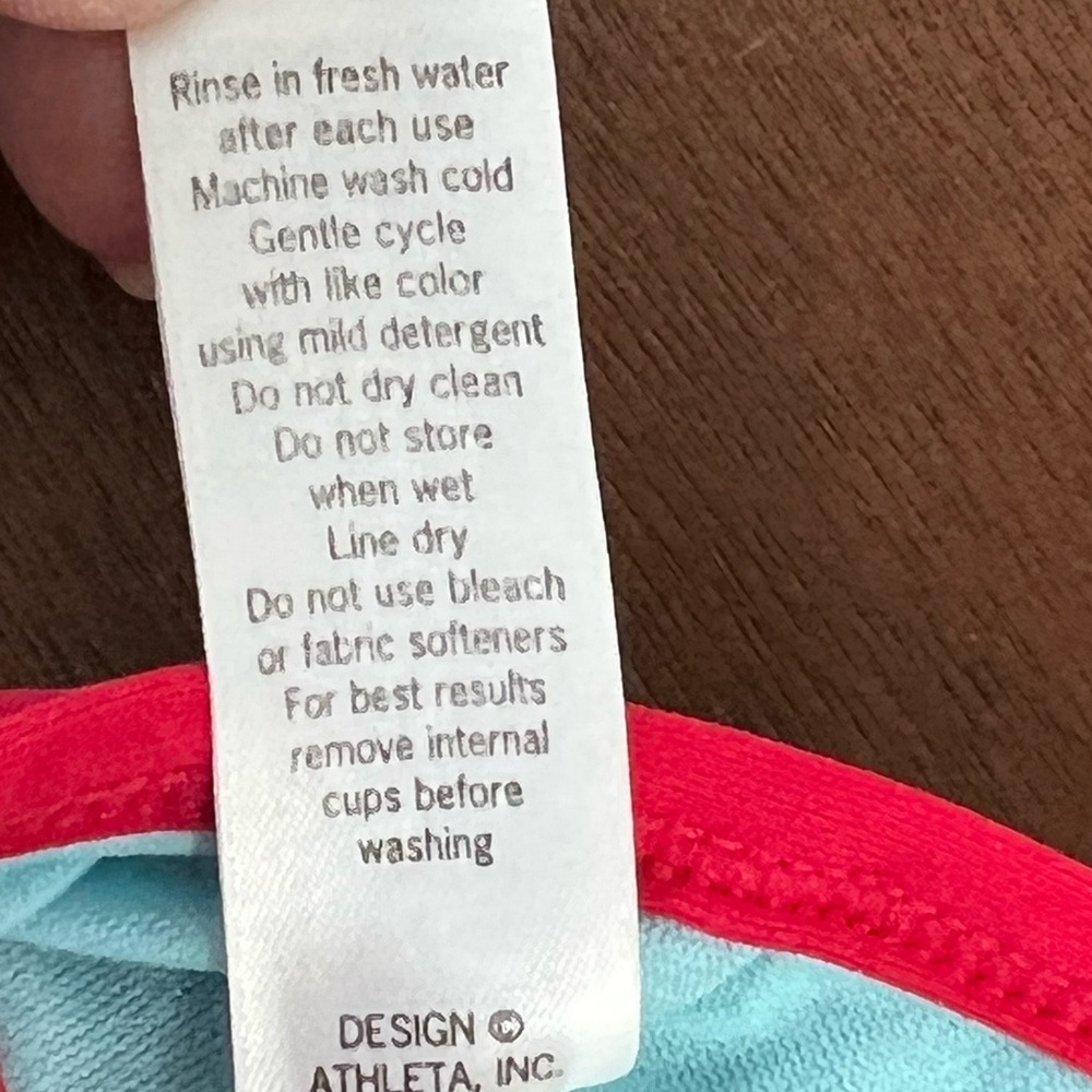 Athleta Tie Front Top and Side Bottoms - Picture 5 of 9
